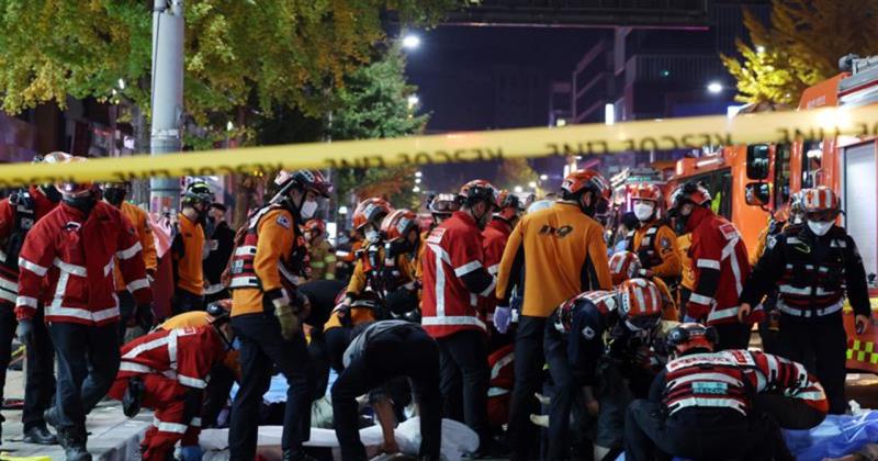 Halloween stampede leaves 120 dead and 100 injured in Seoul