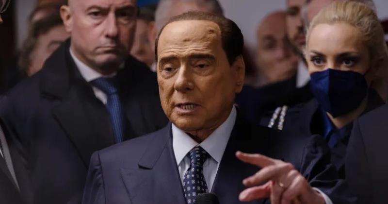 Former Italian PM Silvio Berlusconi Passes Away at 86 After a Turbulent Career