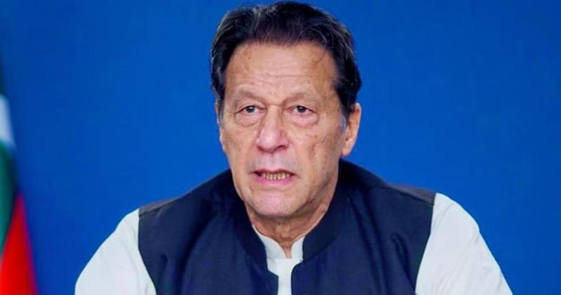 Former Pakistan PM Imran Khan Arrested by Police Following Court's 3-Year Jail Sentence in Toshakhana Case